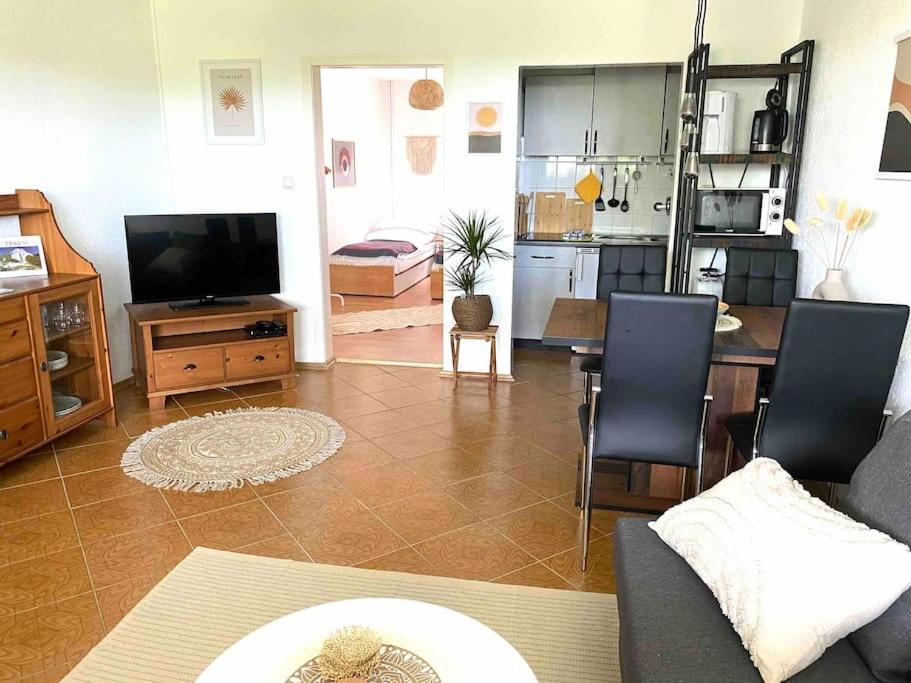Ferienwohnung Nr. 1 Terrasse Bodden Kanu Bootssteg Zudar Exteriör bild