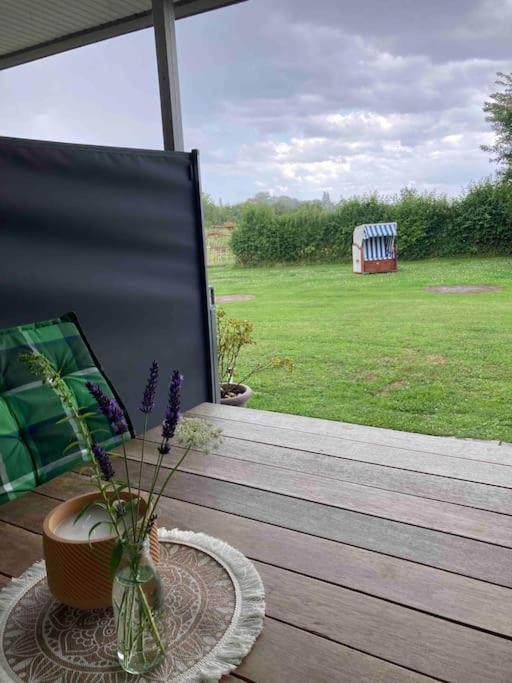 Ferienwohnung Nr. 1 Terrasse Bodden Kanu Bootssteg Zudar Exteriör bild